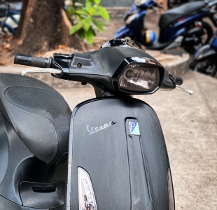 VESPA - ĐEN NHÁM