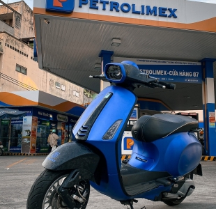VESPA - XANH DƯƠNG PHỐI ĐEN