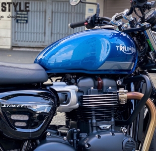 TRIUMPH STREET TWIN