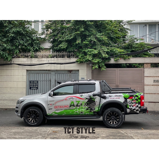 BÁN TẢI CHEVROLET COLORADO - TEM THIẾT KẾ