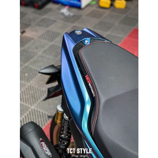 YAMAHA NVX - XANH ÁNH TÍM TITAN