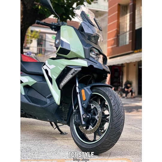 BMW C400x - KHAKI GREEN