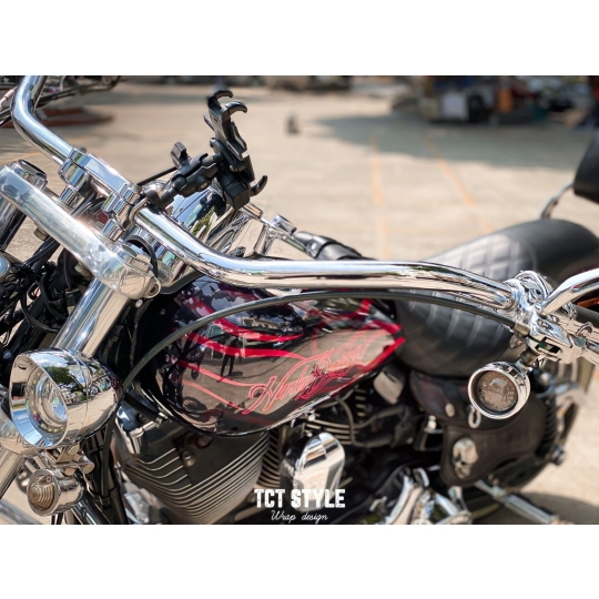 HARLEY DAVIDSON SUPER GLIDE - TEM THIẾT KỂ RIÊNG