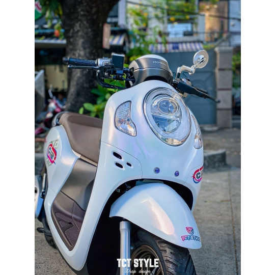HONDA SCOOPY - TRẮNG ÁNH HỒNG