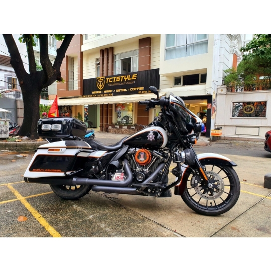 HARLEY STREET GLIDE