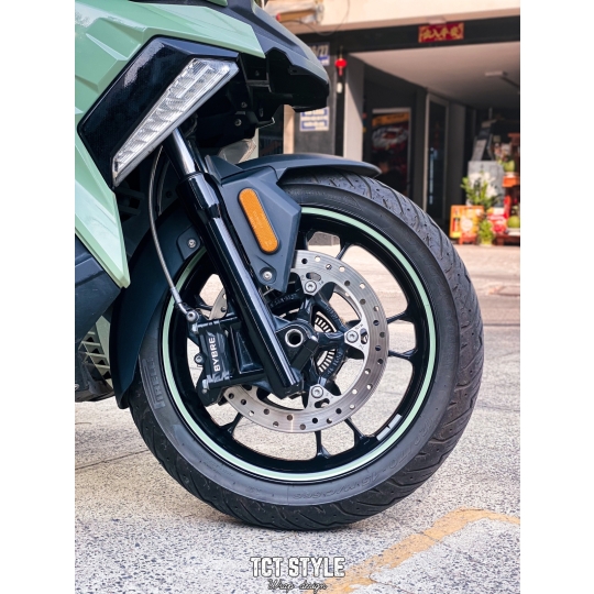 BMW C400X - MINT