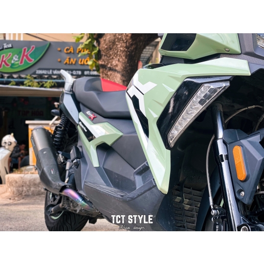 BMW C400X - MINT