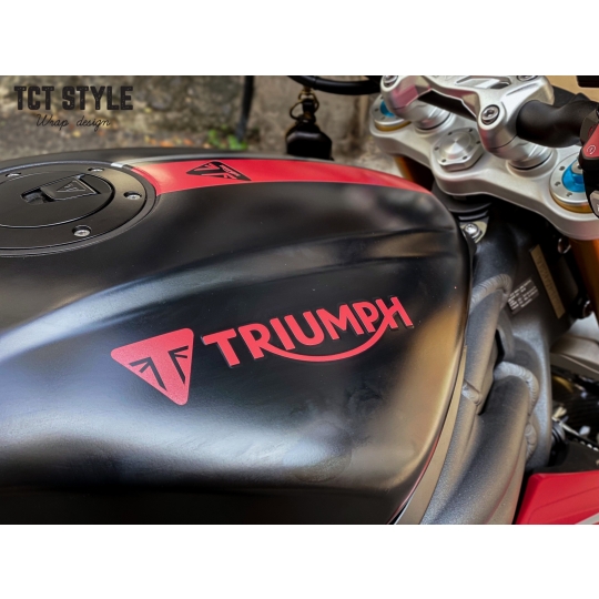 TRUIMPH SPEED TRIPLE 1200RS 