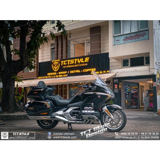 HONDA GOLDWING